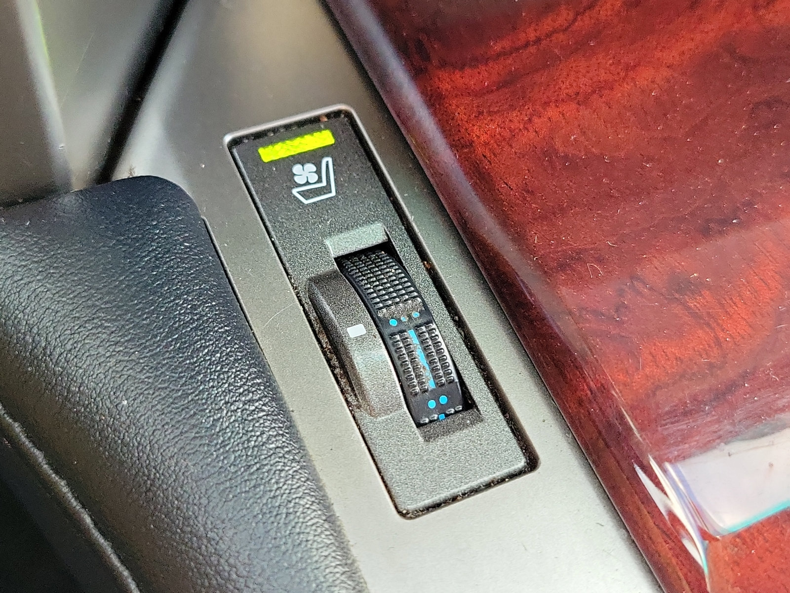 Used 2012 Lexus GX 460 image 24