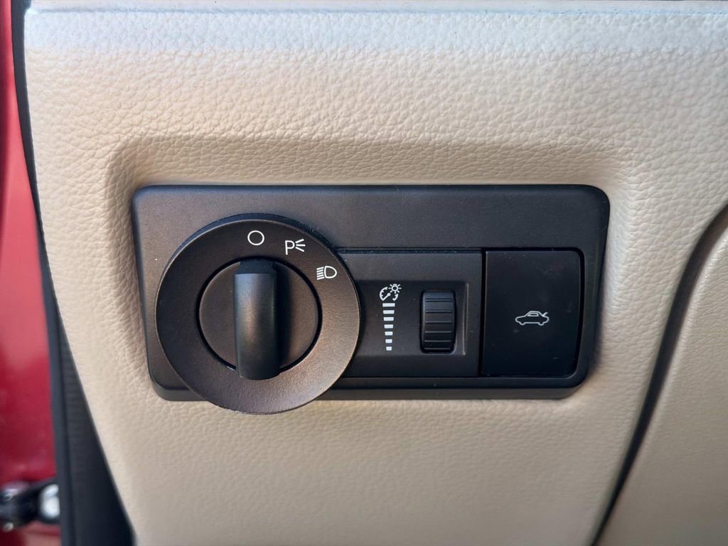 Used 2009 Ford Fusion S FWD image 25