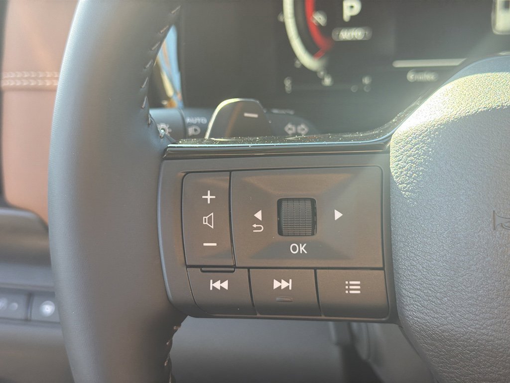 New 2026 Nissan Pathfinder Platinum image 19