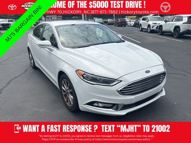 Used 2017 Ford Fusion SE w/ Fusion SE Technology Package