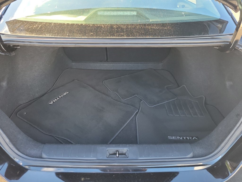 Used 2024 Nissan Sentra SV FWD image 7