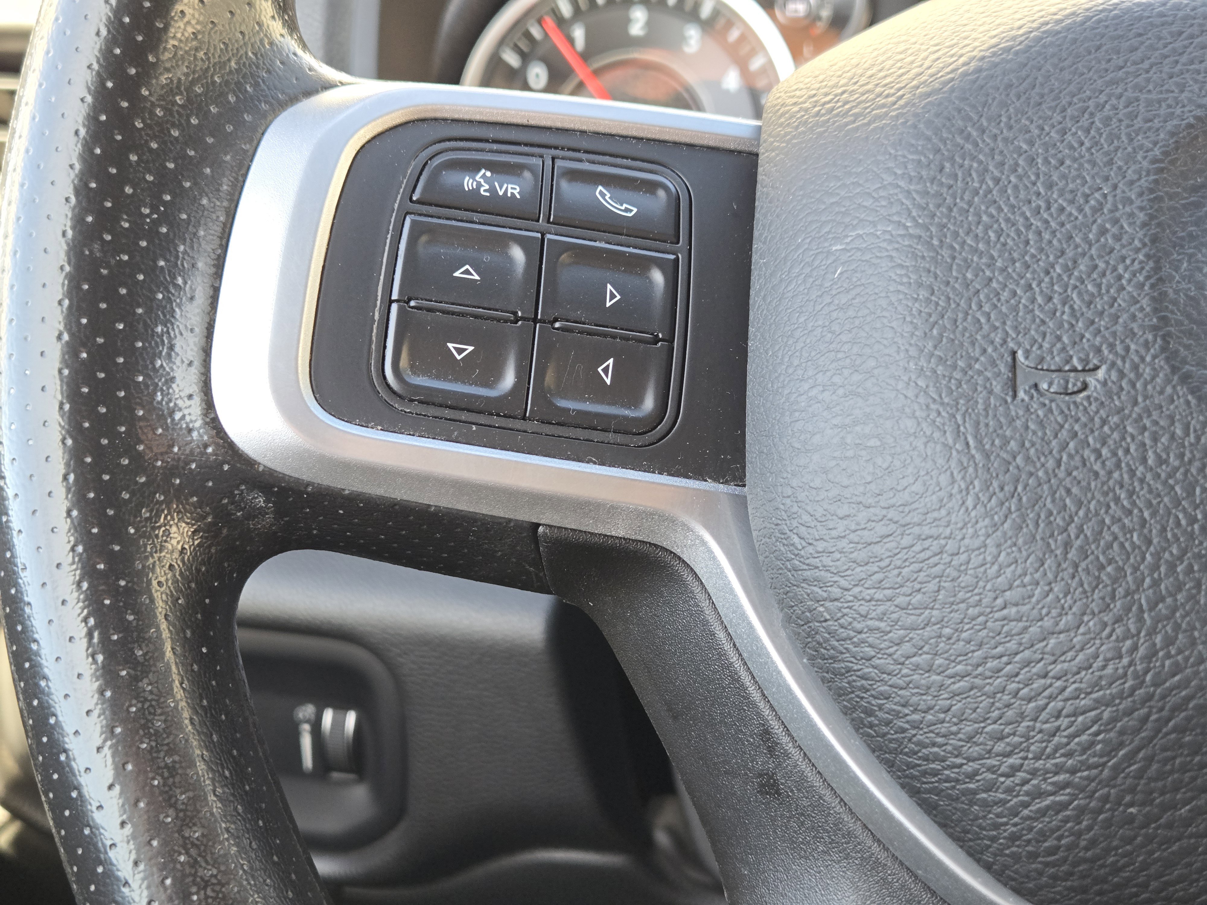 Used 2022 RAM 2500 Big Horn image 30