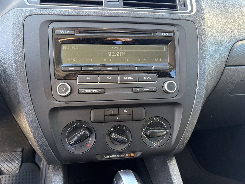 Used 2014 Volkswagen Jetta S image 19
