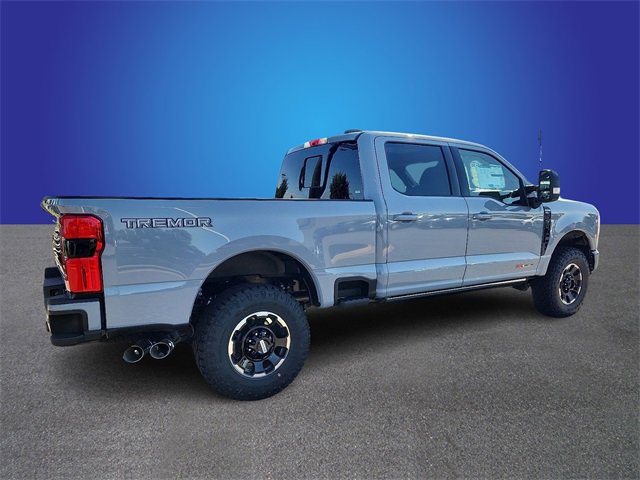 New 2026 Ford F250 4x4 Crew Cab Super Duty image 3