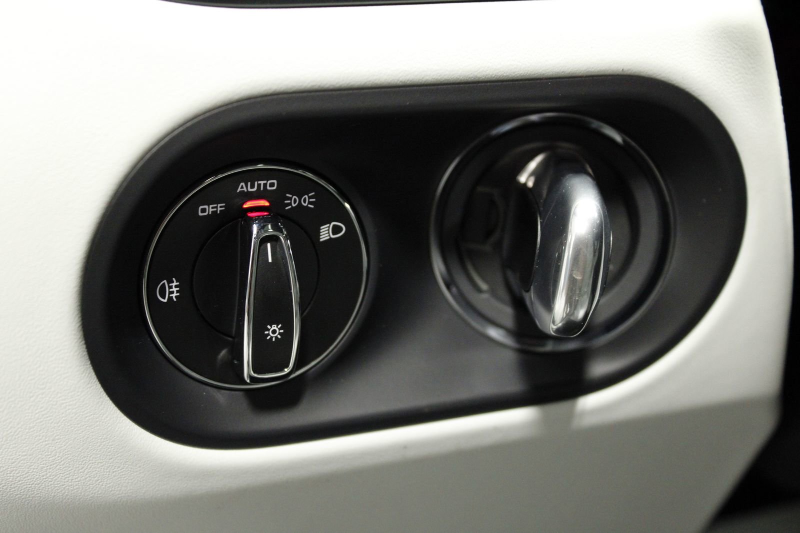 New 2026 Porsche Macan S image 32