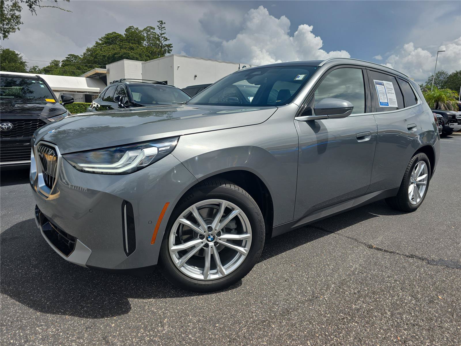 Used 2025 BMW X3 xDrive30i w/ Convenience Package AWD/4WD image 25