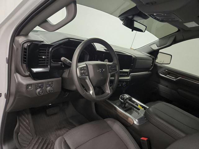 Used 2025 Chevrolet Silverado 1500 RST w/ Redline Edition AWD/4WD image 17