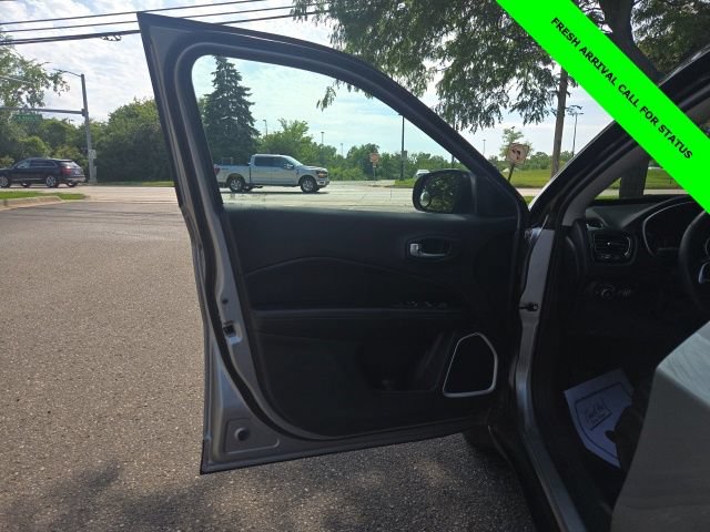 Used 2020 Jeep Compass Limited AWD/4WD image 51