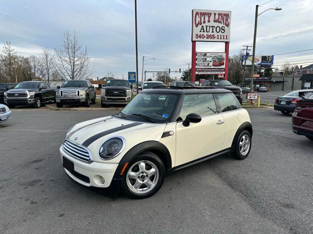 Used 2009 MINI Cooper Hardtop image 1