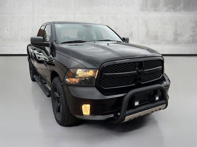 Used 2016 RAM 1500 Express w/ Black Ram 1500 Express Group image 3