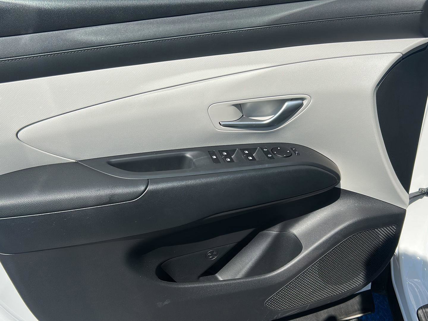 Certified 2025 Hyundai Tucson Blue AWD/4WD image 13