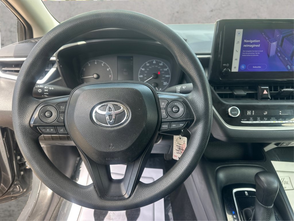 Used 2024 Toyota Corolla LE FWD image 27