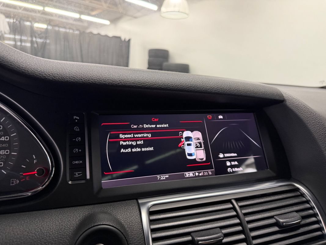 Used 2014 Audi Q7 TDI Prestige AWD/4WD image 24