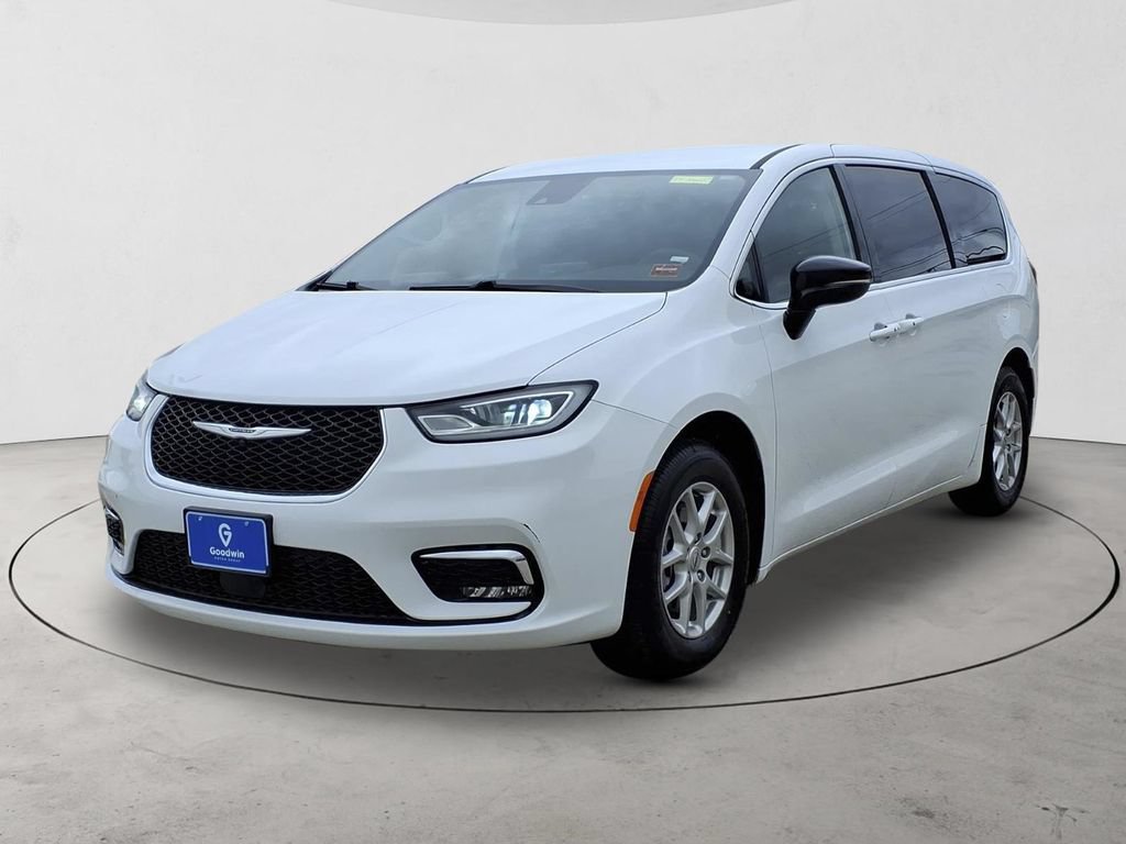 Used 2024 Chrysler Pacifica Touring-L
