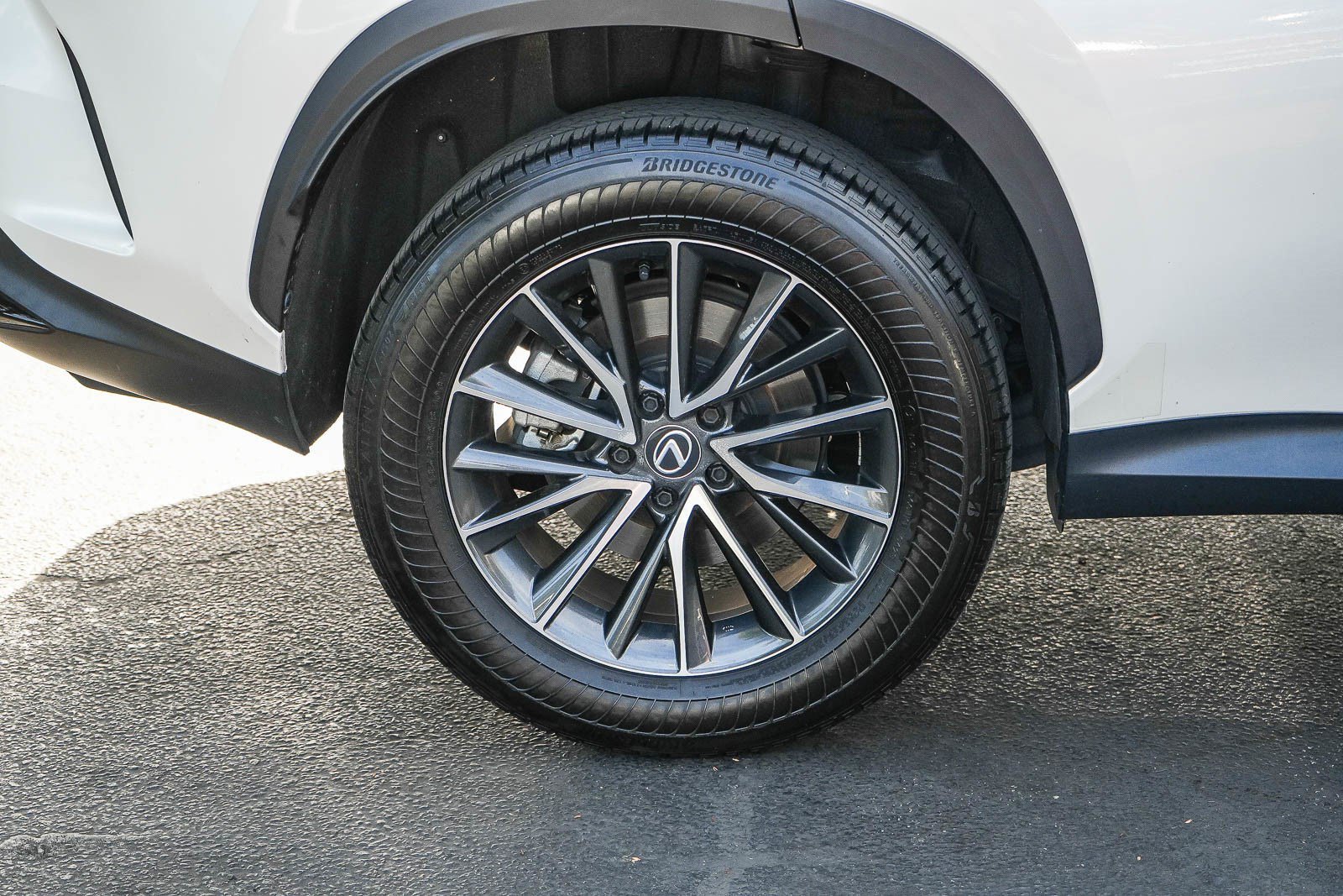 Used 2024 Lexus NX 350 AWD image 9