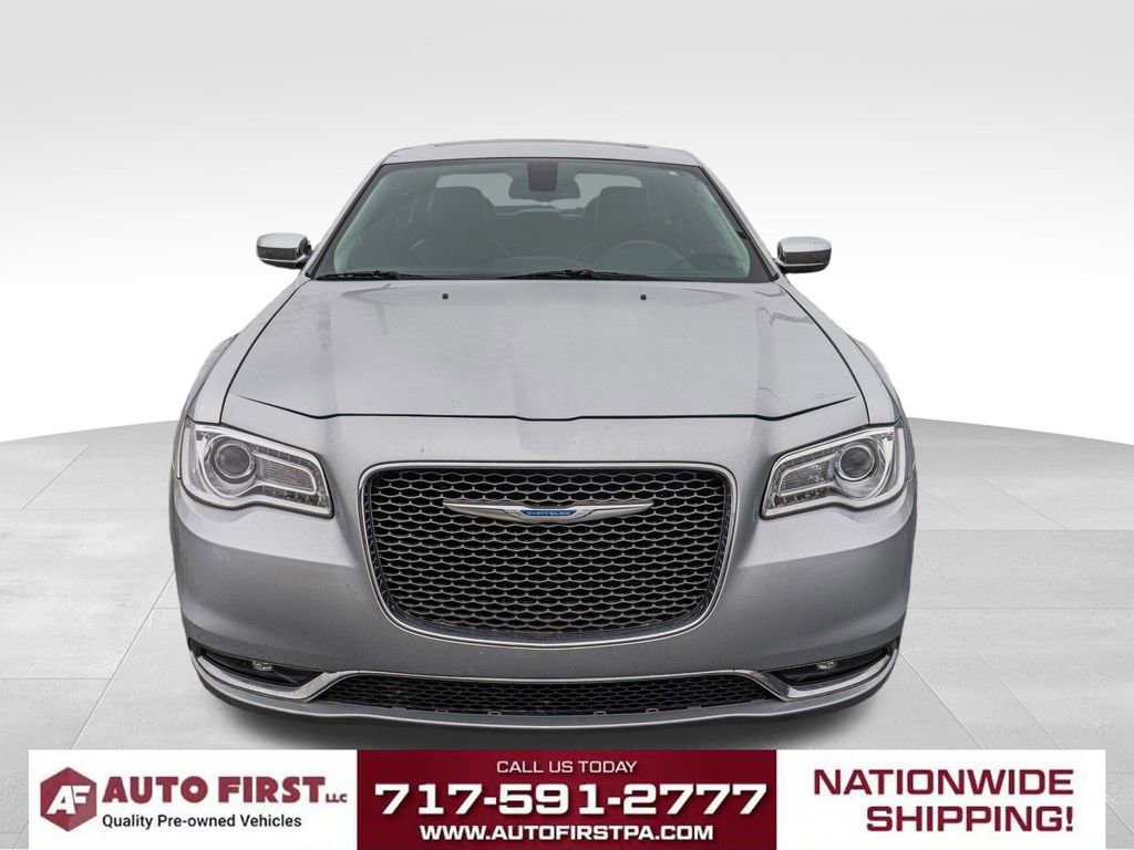 Used 2020 Chrysler 300 Limited image 9