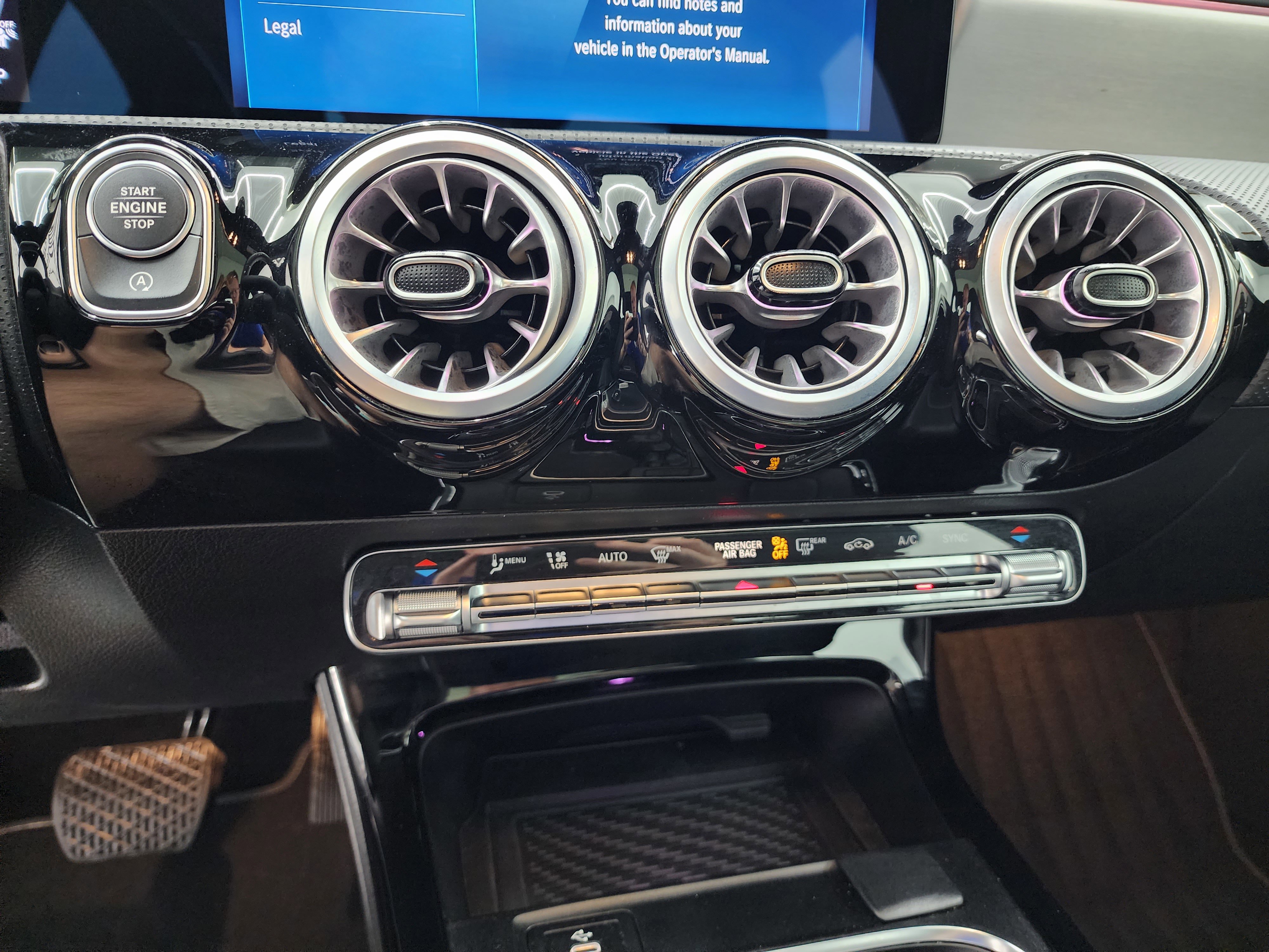 Used 2025 Mercedes-Benz CLA 250 4MATIC image 56