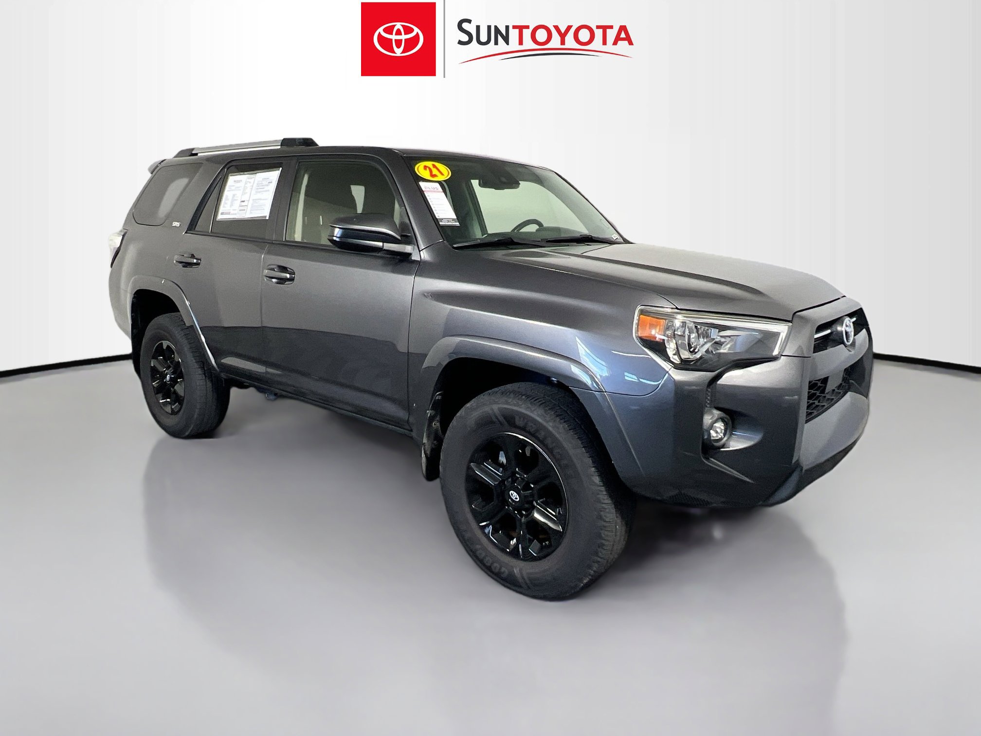 Used 2021 Toyota 4Runner SR5 AWD/4WD image 1