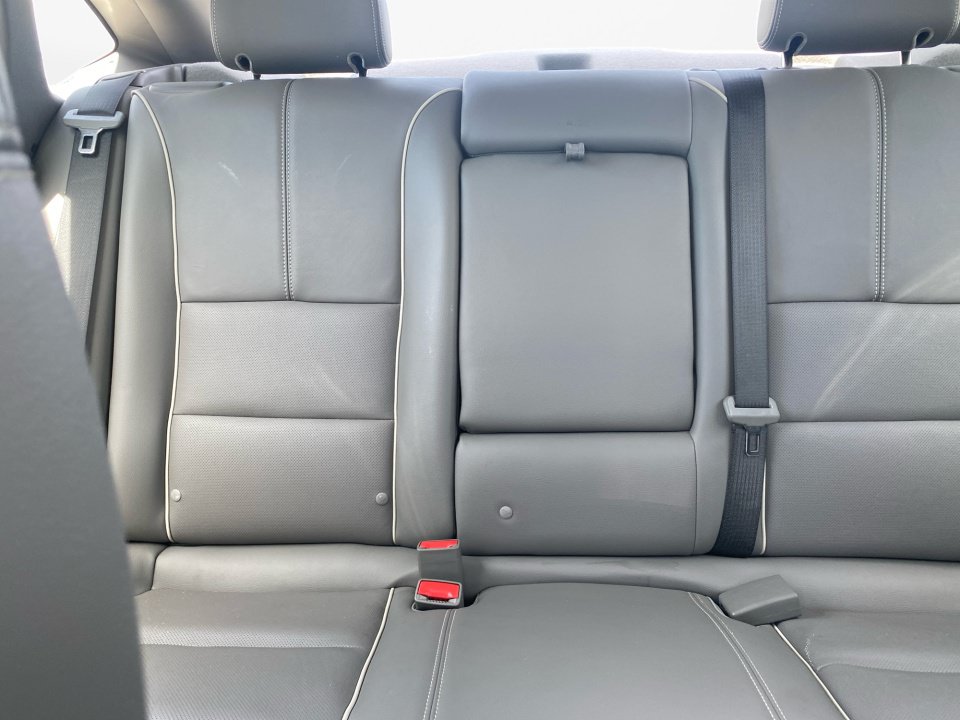 Used 2017 Chevrolet Impala Premier FWD image 15