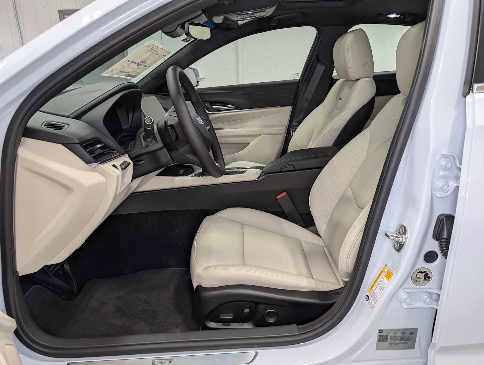 New 2026 Cadillac CT4 Premium Luxury image 4