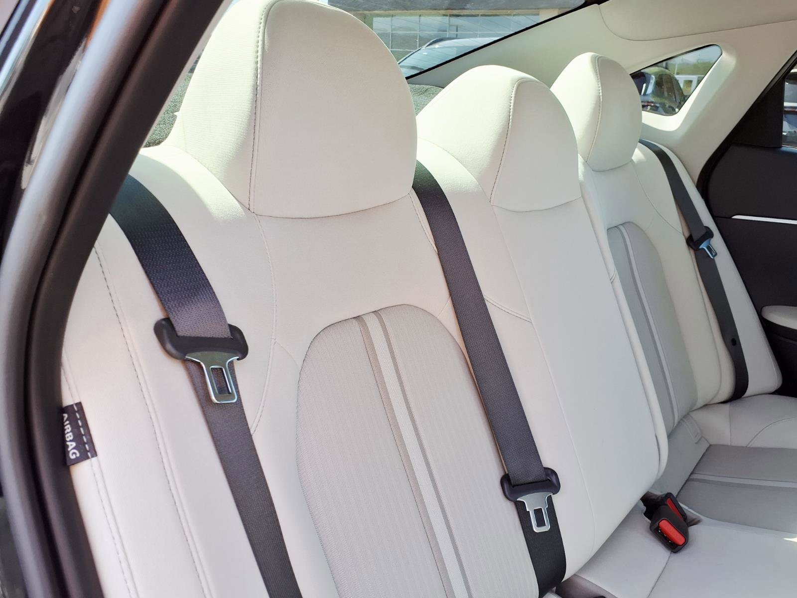 Certified 2025 Hyundai Sonata SE FWD image 12