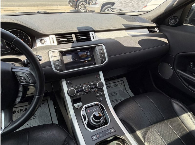 Used 2018 Land Rover Range Rover Evoque SE AWD/4WD image 39