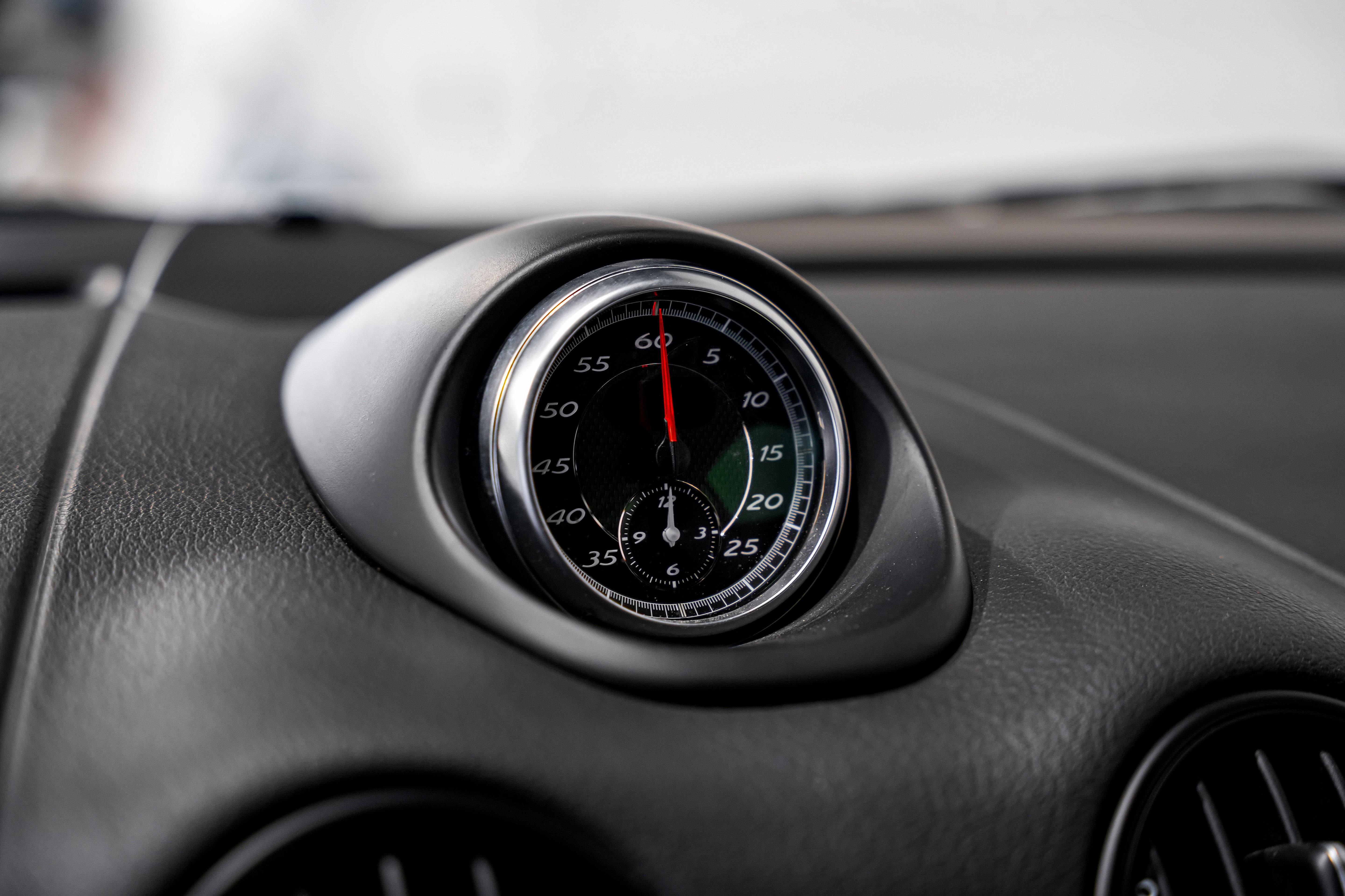 Used 2012 Porsche Cayman R image 13