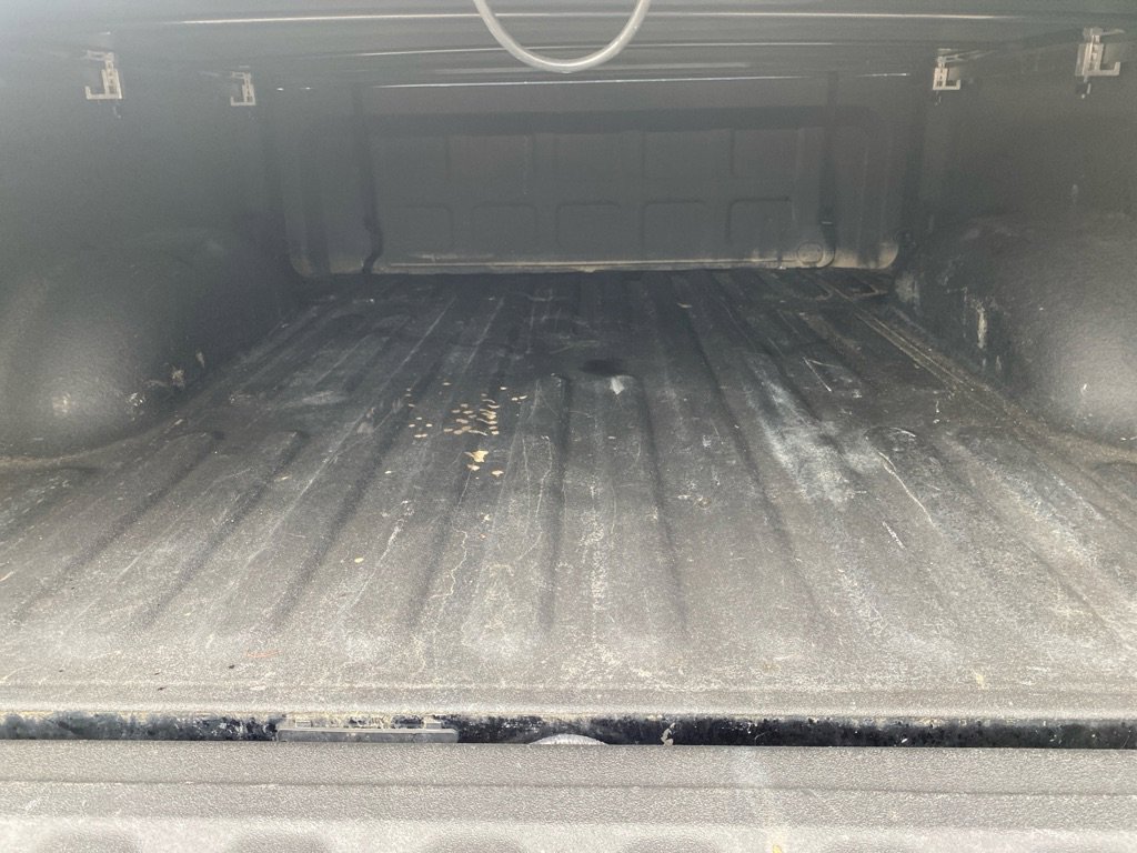 Used 2017 RAM 1500 Express w/ Black Ram 1500 Express Group image 18