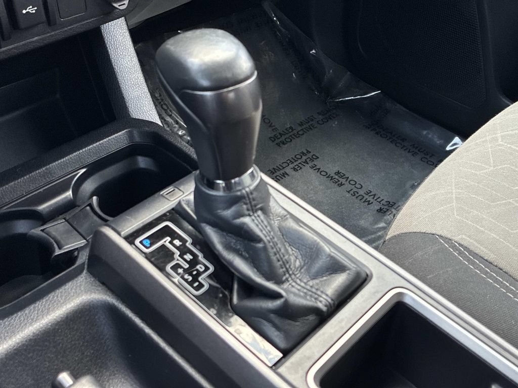 Used 2021 Toyota Tacoma 4x4 Double Cab w/ Tacoma SR5 Package image 33