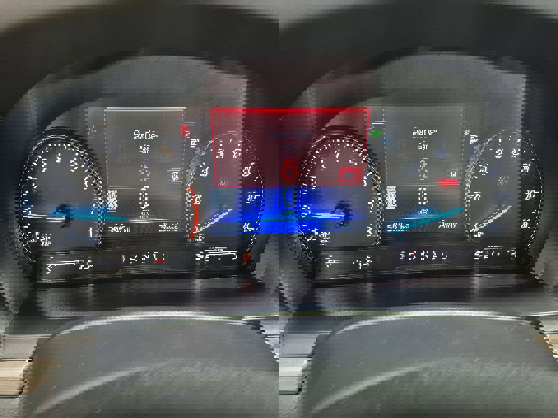 Used 2023 Ford Explorer Limited image 13