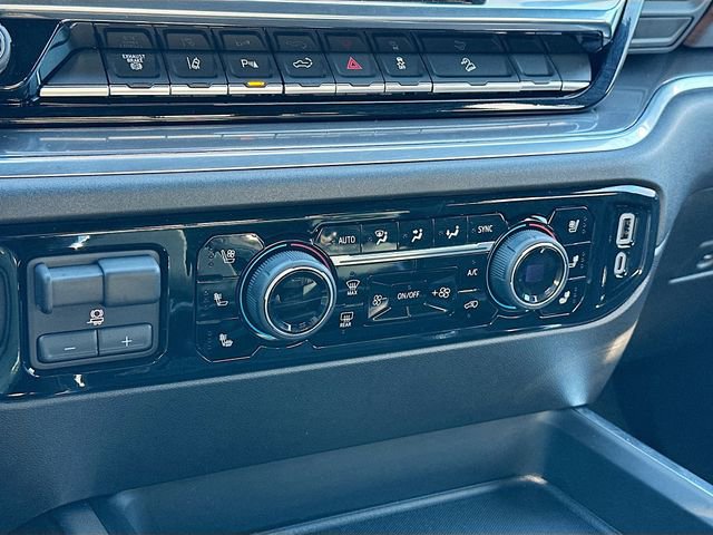 Used 2025 Chevrolet Silverado 2500 High Country image 16