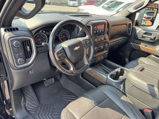 Certified 2020 Chevrolet Silverado 3500 High Country w/ Z71 Off-Road Package image 40