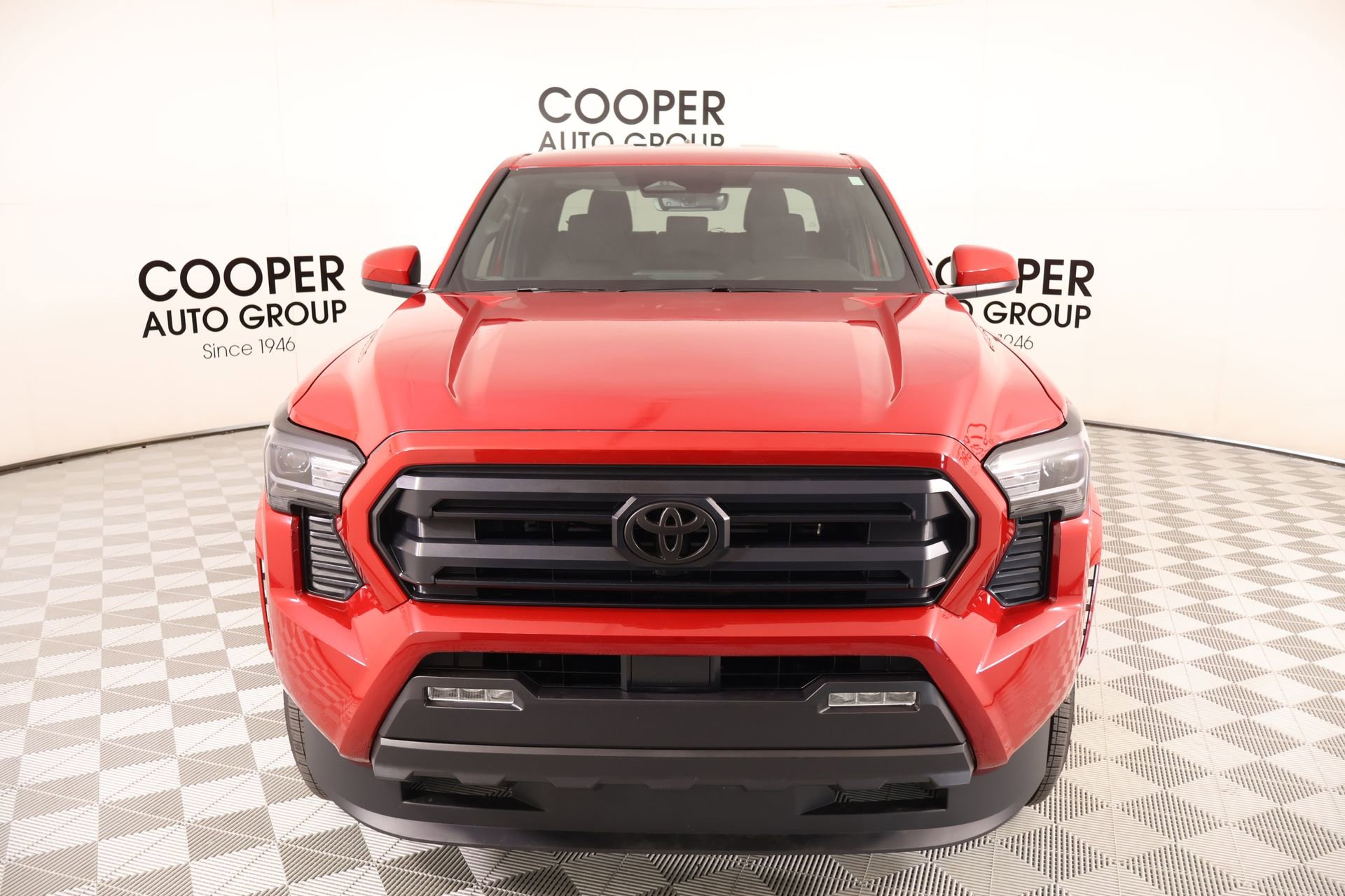 Used 2025 Toyota Tacoma SR5 RWD image 8
