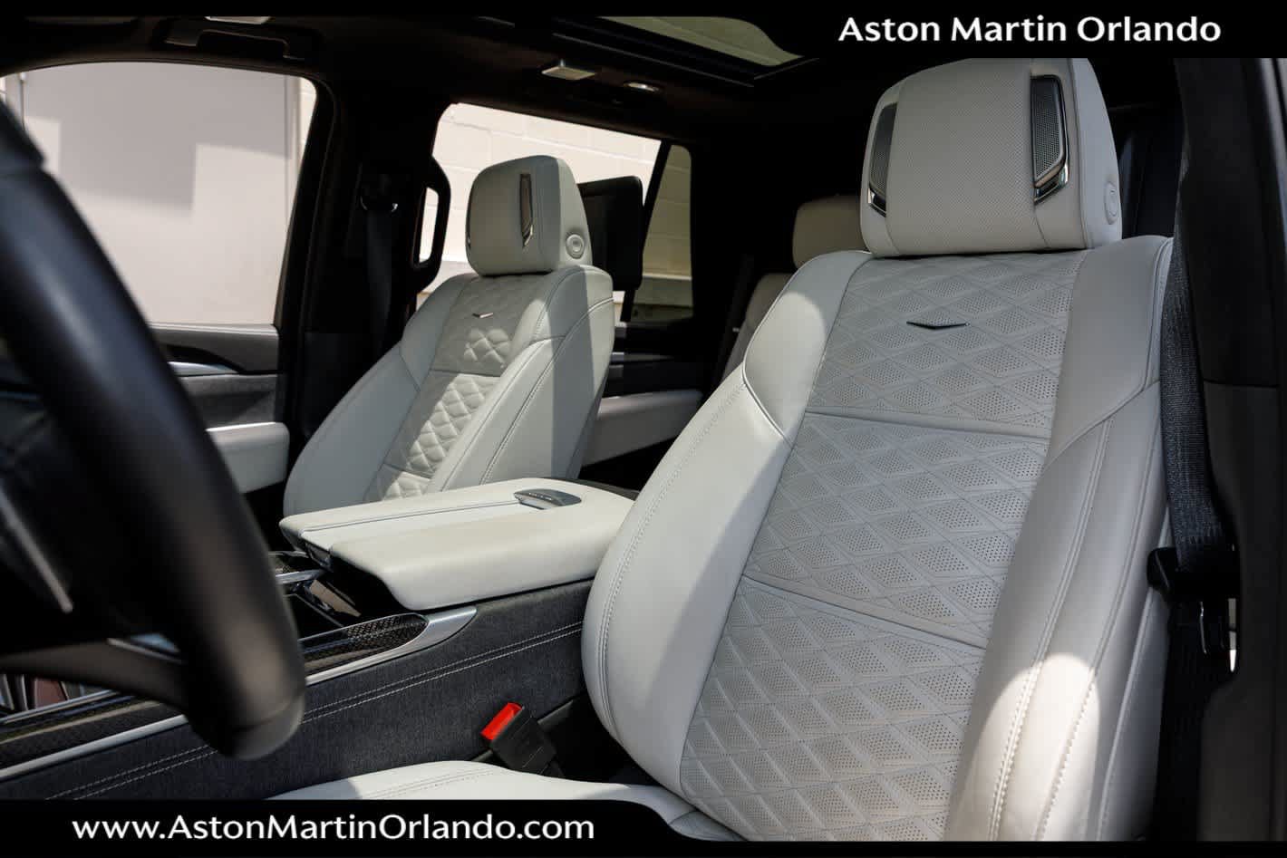 Used 2025 Cadillac Escalade V AWD/4WD image 46