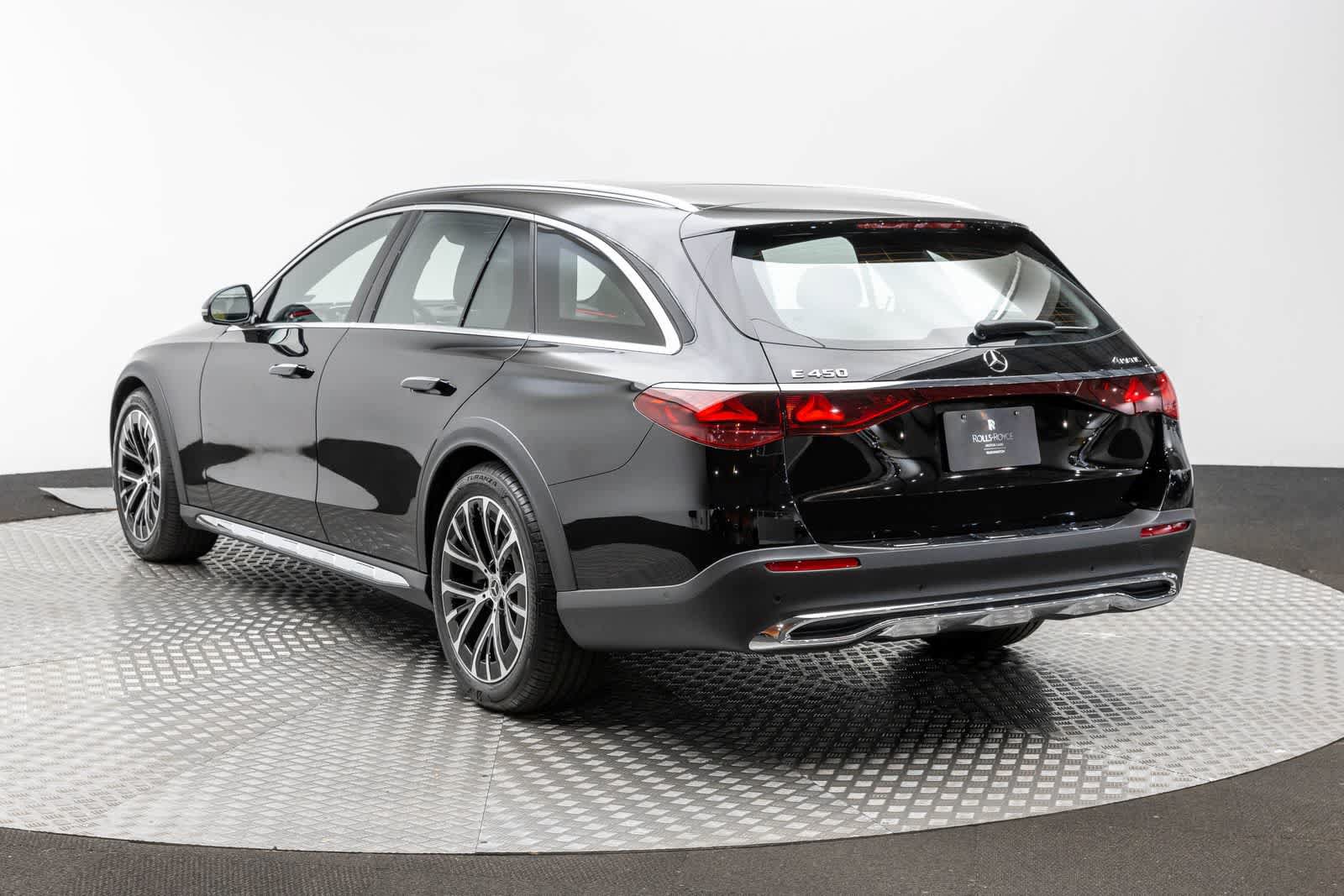 Used 2026 Mercedes-Benz E 450 4MATIC All-Terrain Wagon image 4