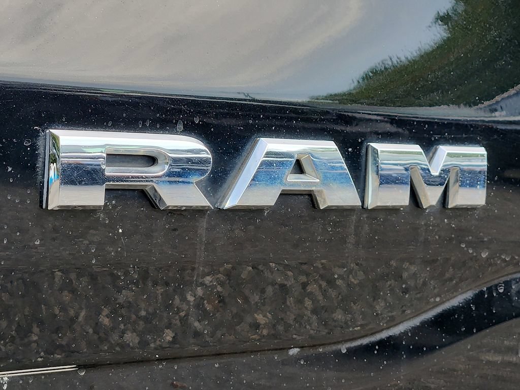 Used 2019 RAM 1500 Big Horn AWD/4WD image 30
