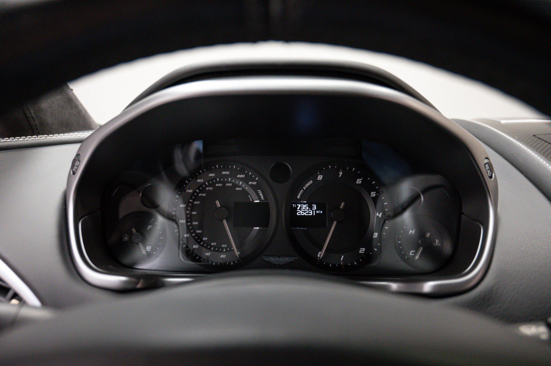 Used 2014 Aston Martin Vanquish Coupe RWD image 7