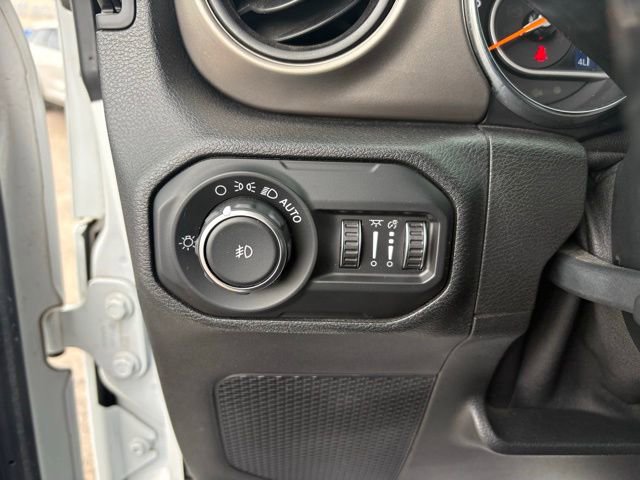 Used 2020 Jeep Wrangler Unlimited Sport image 28