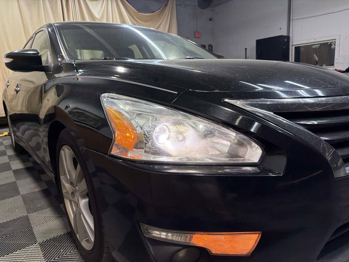 Used 2015 Nissan Altima 3.5 SL FWD image 6