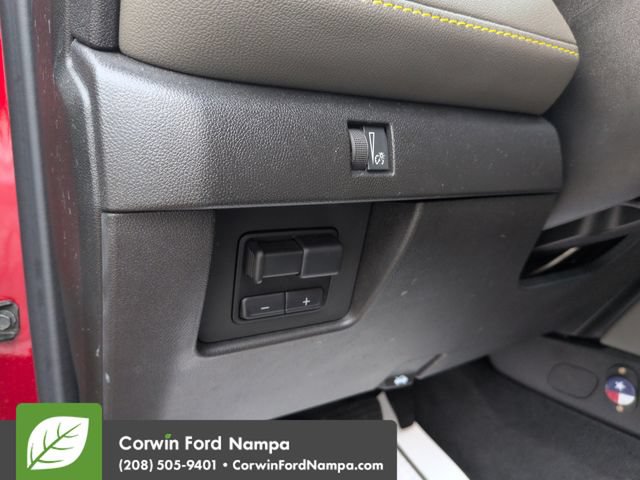 Used 2024 Chevrolet Colorado ZR2 w/ ZR2 Convenience Package III AWD/4WD image 13