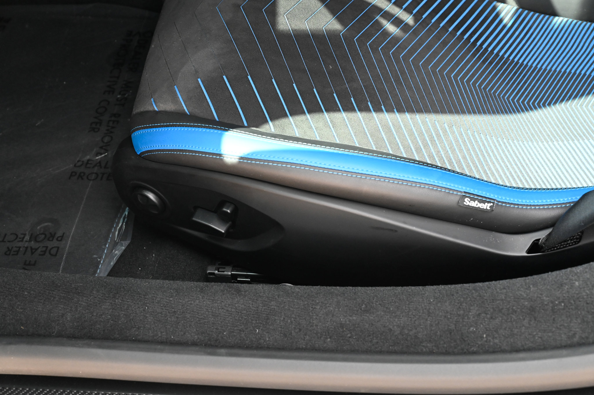 Used 2023 Maserati MC20 Coupe RWD image 23