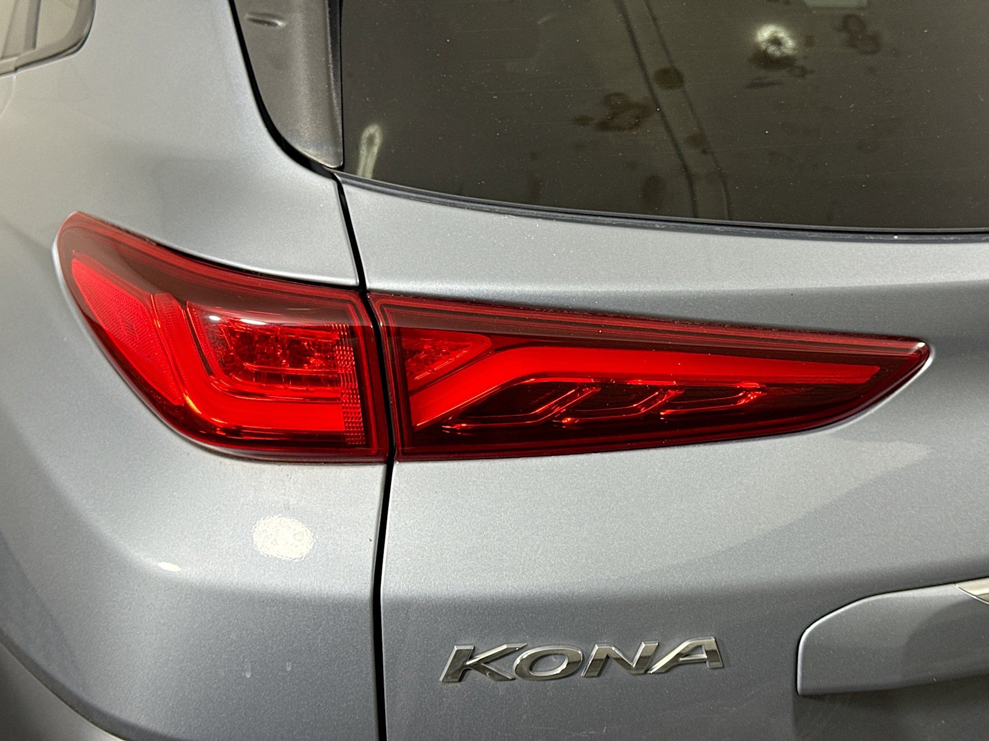 Used 2021 Hyundai Kona Limited image 36