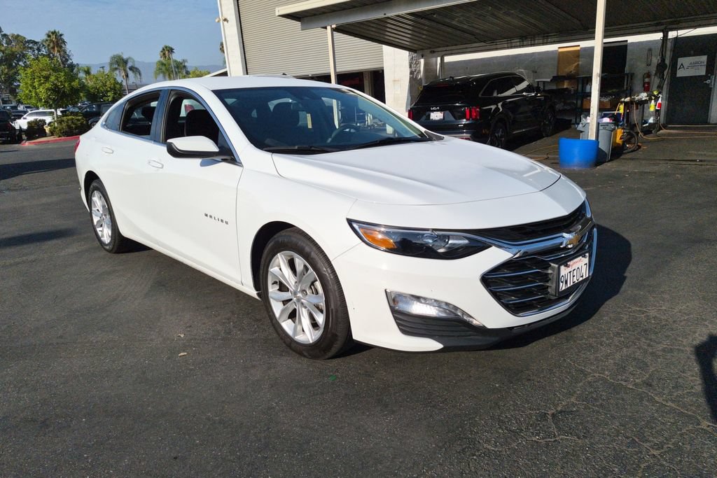 Used 2024 Chevrolet Malibu LT FWD image 3