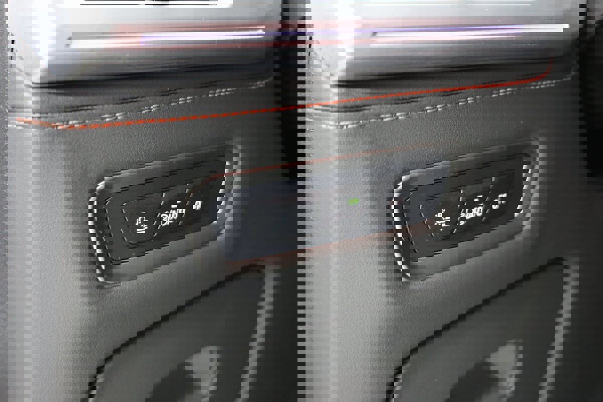 Used 2024 BMW XM Label Red w/ M Driver's Package image 24