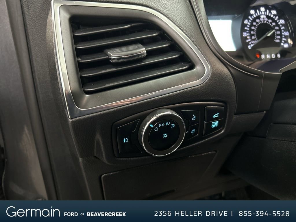 Used 2024 Ford Edge Titanium image 17