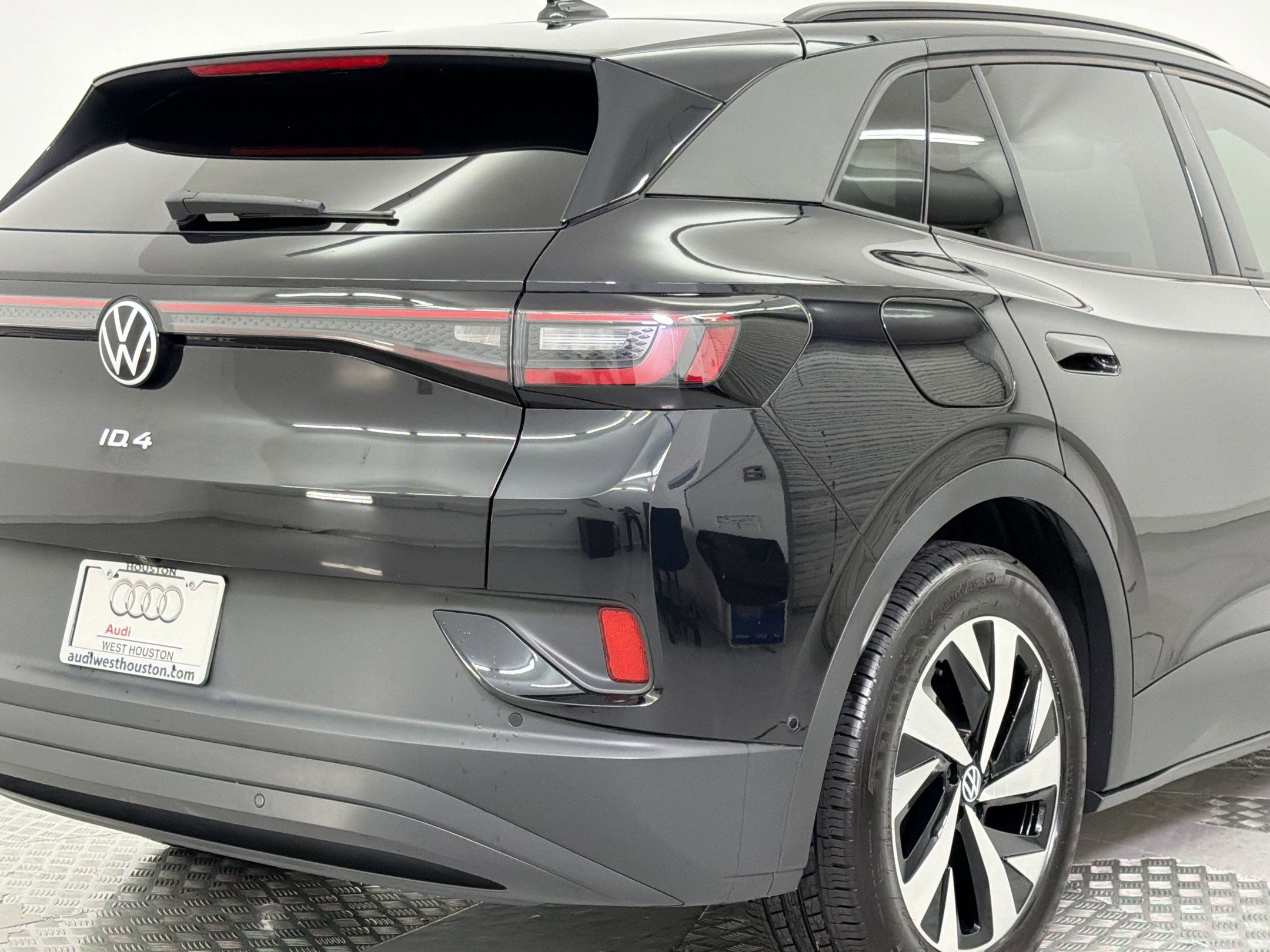 Used 2024 Volkswagen ID.4 2WD image 22