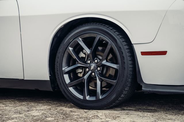 Used 2022 Dodge Challenger R/T w/ Blacktop Package RWD image 41