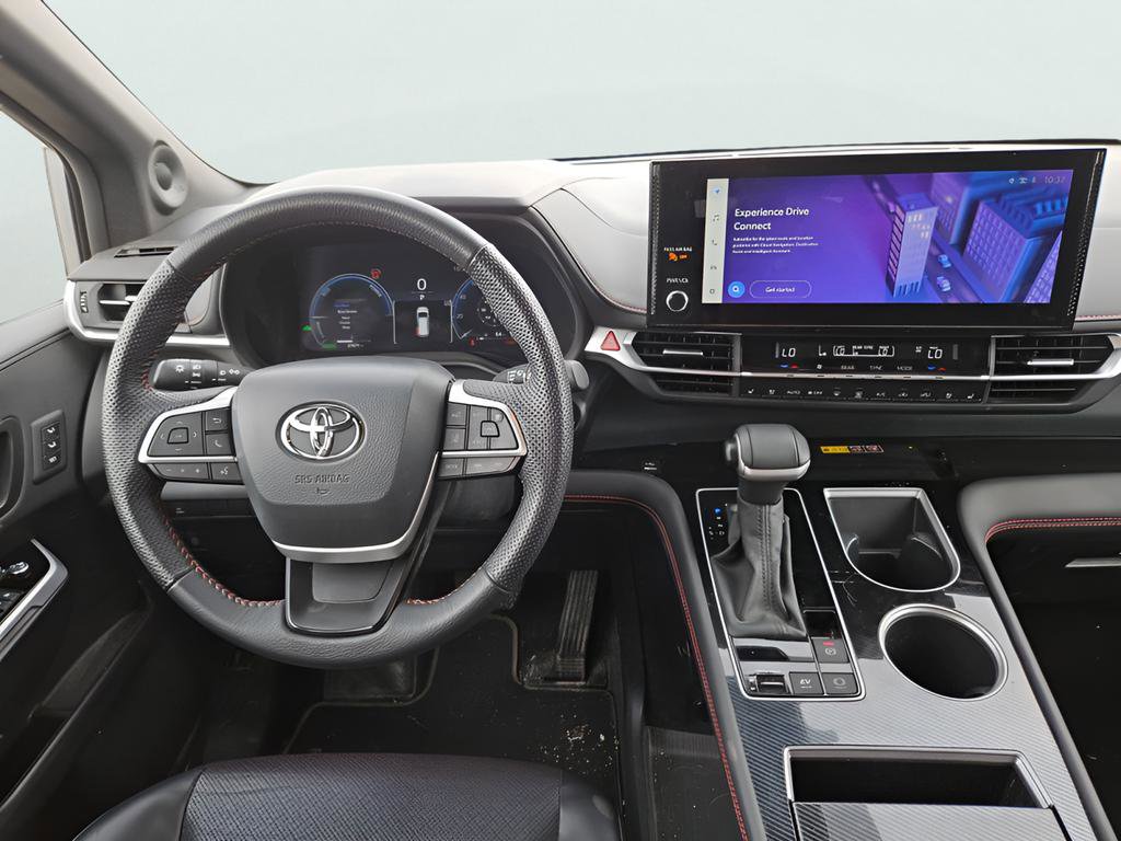 Used 2025 Toyota Sienna XSE w/ XSE Premium Package AWD/4WD image 20