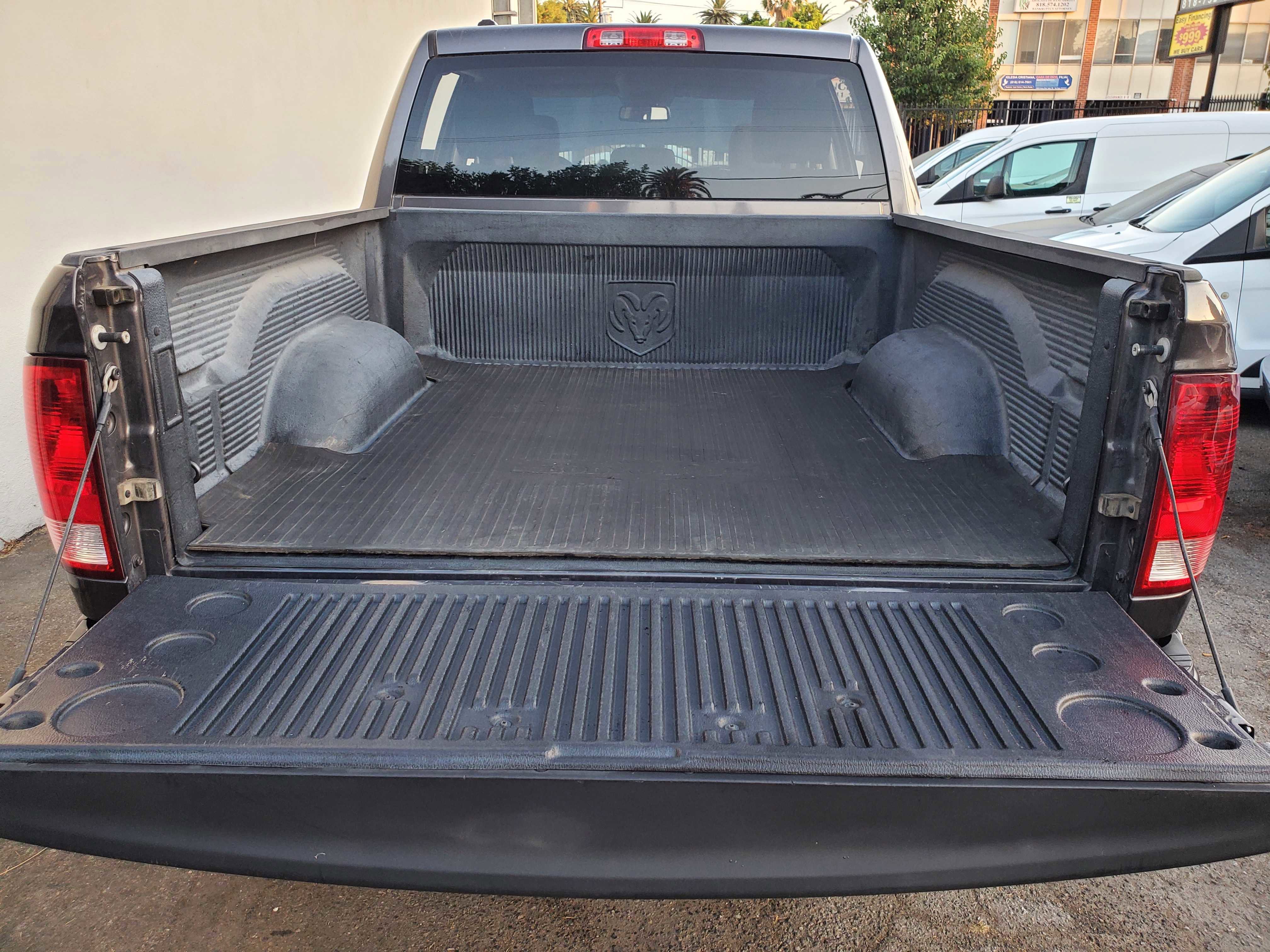 Used 2014 RAM 1500 Express image 24
