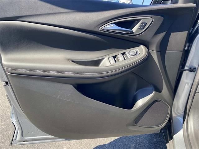New 2025 Buick Encore GX Preferred image 11